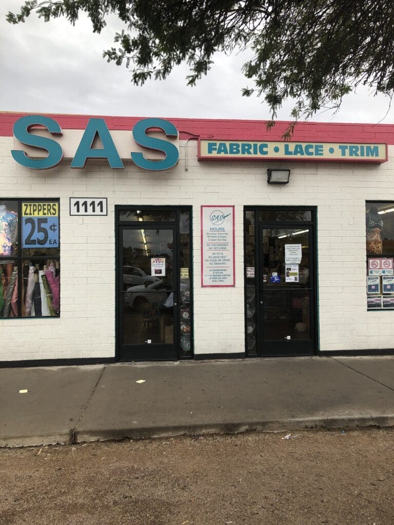 Front store picture of SAS fabrics in Arizona